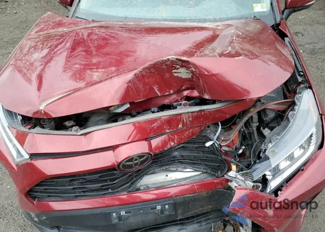 2020 Toyota Rav4 Xle Premium из США, поврежденный, VIN 2T3A1RFV1LW138414